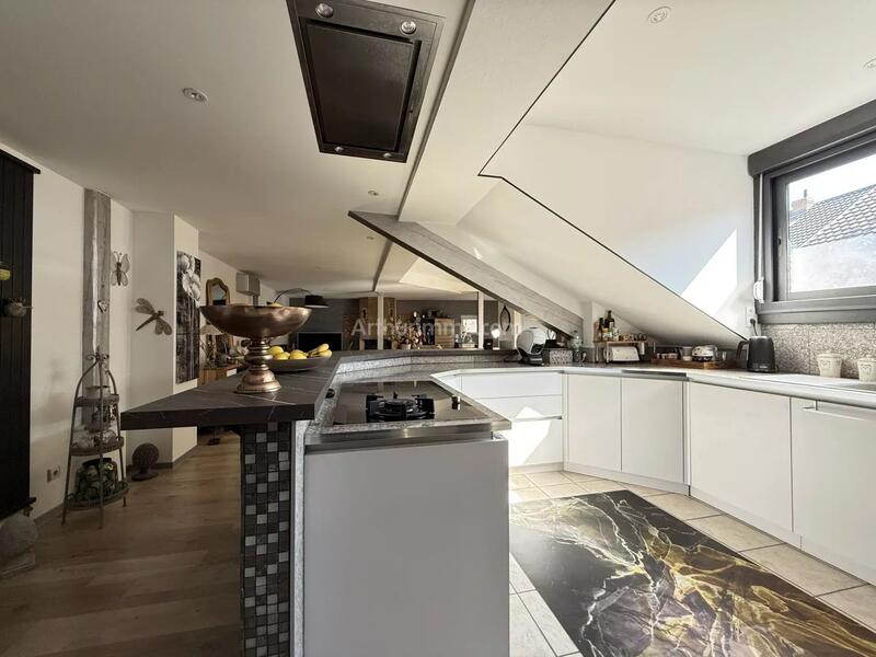 Appartement - 135 m² - 6 pièces