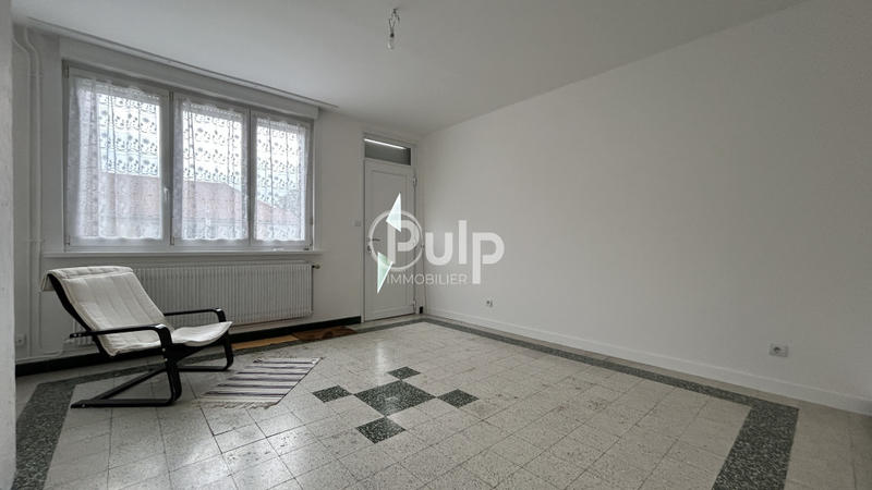 Maison - 95 m² - 5 pièces