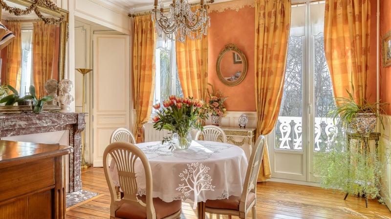 Villa - 209 m² - 7 pièces