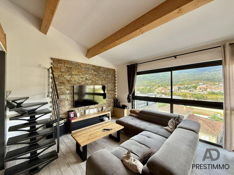 Appartement - 67 m² - 2 pièces