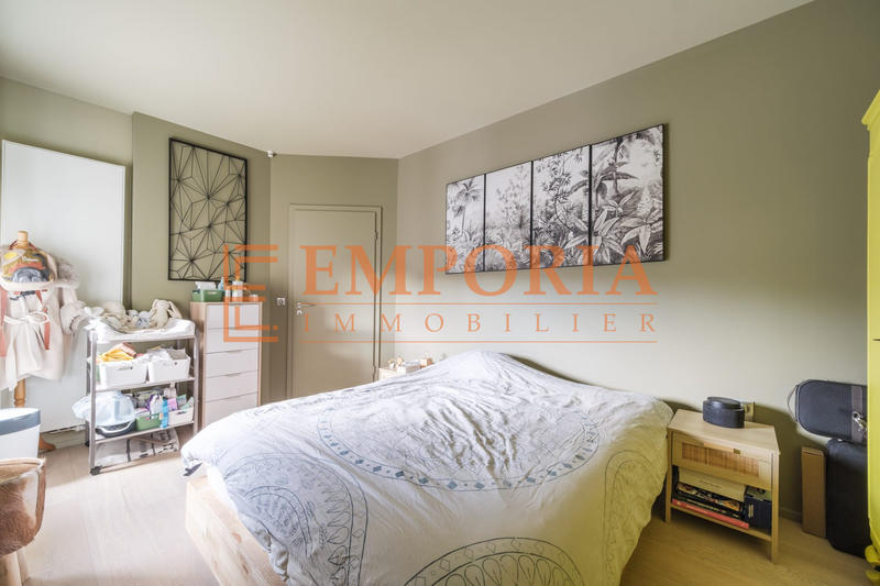 Loft - 122 m² - 3 pièces