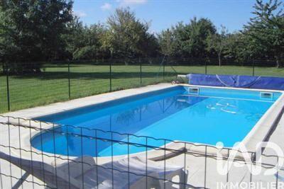 Maison - 232 m² - 7 pièces