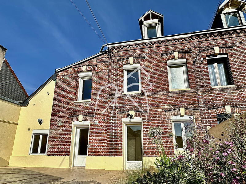 Maison - 63 m² - 4 pièces