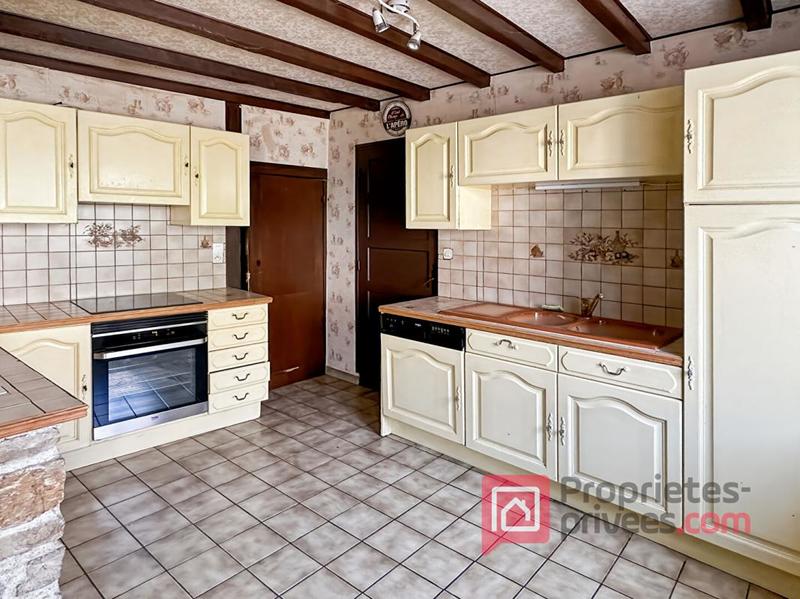 Maison - 168 m² - 11 pièces