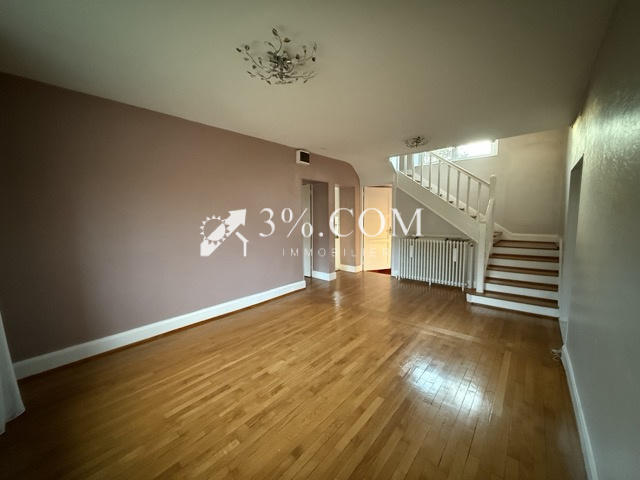 Maison - 193 m² - 7 pièces