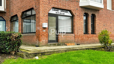 Local d'activité / Entrepôt - 36 m² - 5 pièces