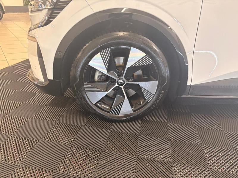 Renault Mégane E-Tech Ev40 130ch standard charge Equilibre
