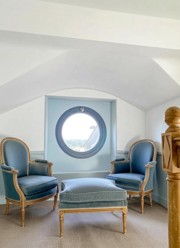 Maison - 350 m² - 8 pièces