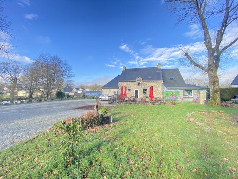 Maison - 170 m² - 6 pièces