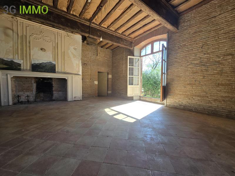 Propriété - 305 m² - 15 pièces