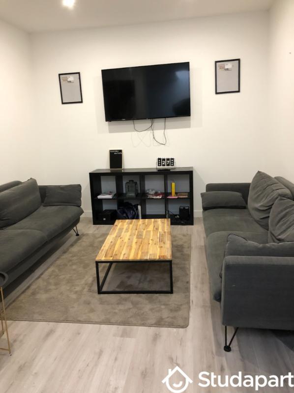 Chambre - 15 m² - 1 pièce