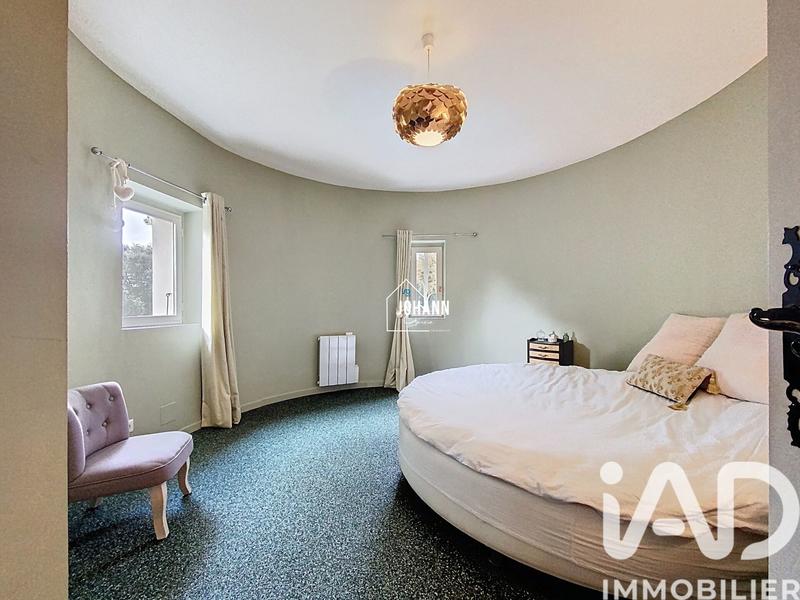 Maison - 315 m² - 10 pièces