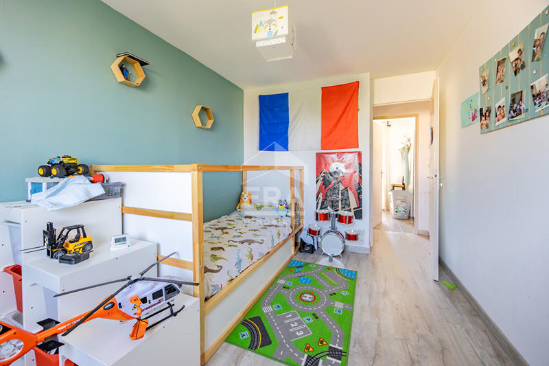 Maison - 110 m² - 6 pièces