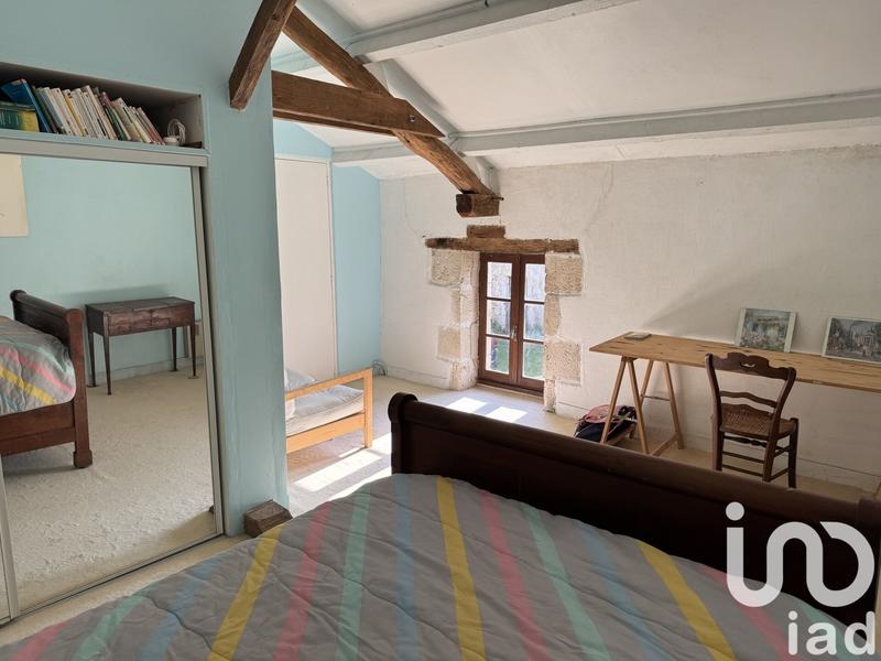 Maison - 222 m² - 8 pièces