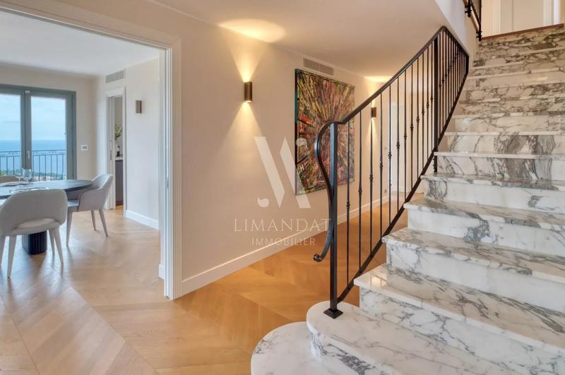 Villa - 200 m² - 5 pièces