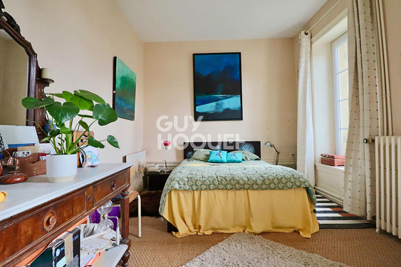 Maison - 224 m² - 8 pièces