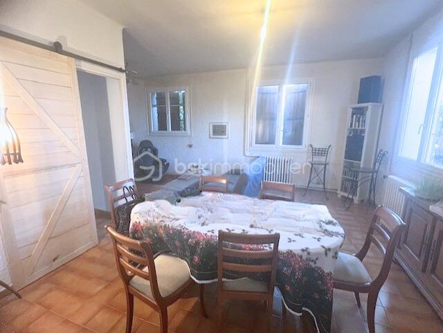 Maison ancienne - 120 m² - 8 pièces