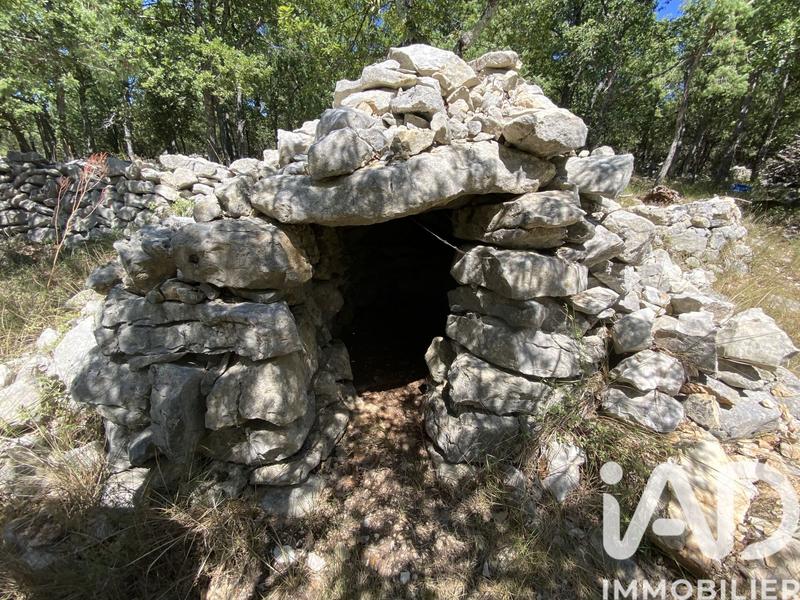 Terrain - 28 000 m²