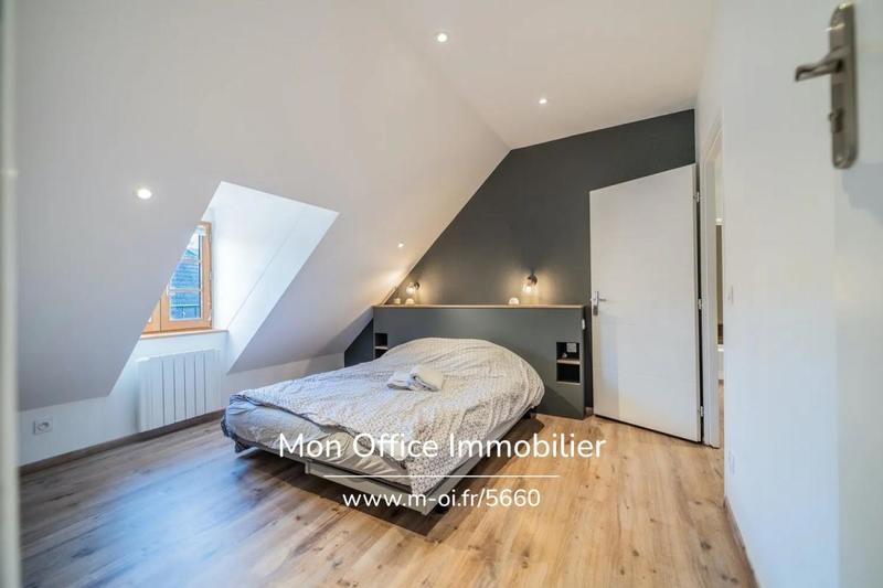 Studio - 134 m² - 5 pièces