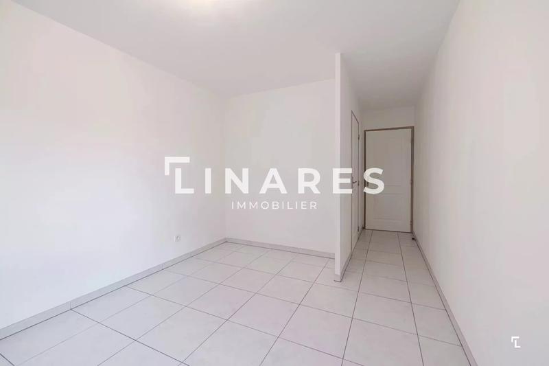 Appartement - 92 m² - 4 pièces