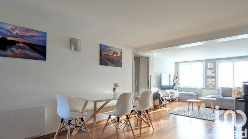 Maison - 136 m² - 6 pièces