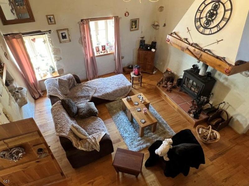 Maison ancienne - 313 m² - 8 pièces