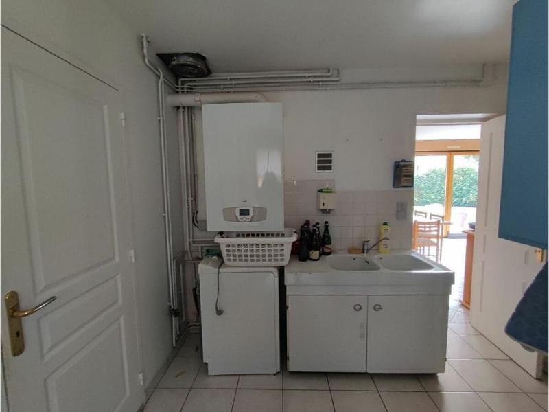 Pavillon - 186 m² - 8 pièces