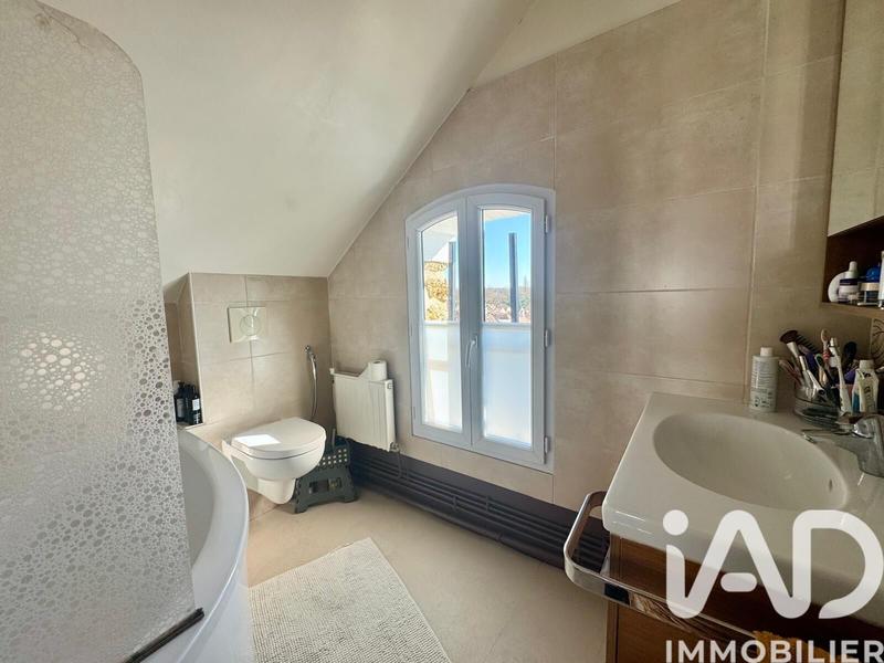 Maison - 74 m² - 4 pièces