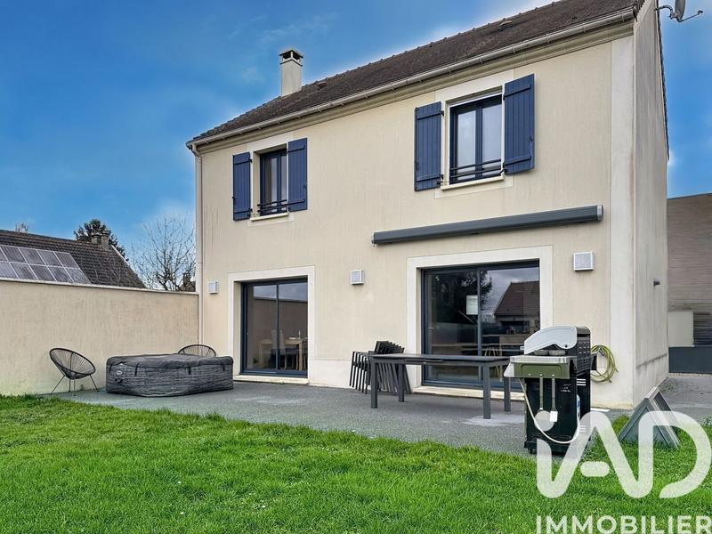 Maison - 105 m² - 5 pièces
