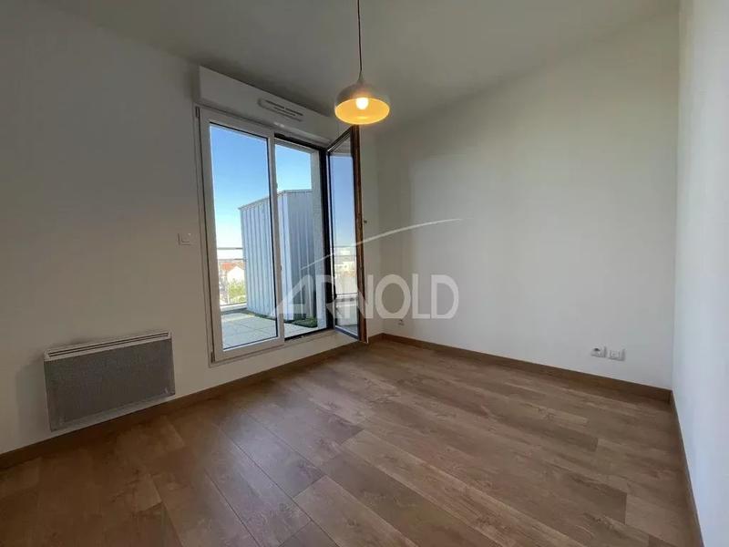 Appartement - 98 m² - 5 pièces