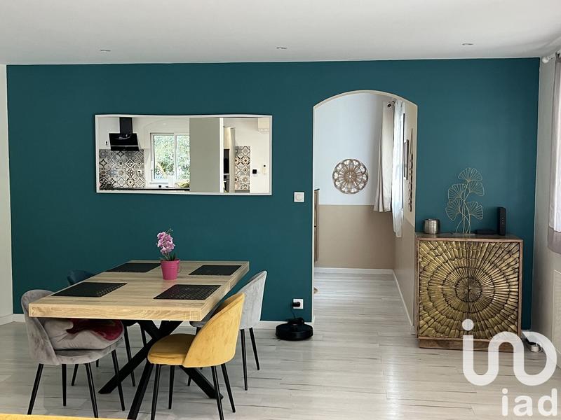 Maison - 250 m² - 8 pièces