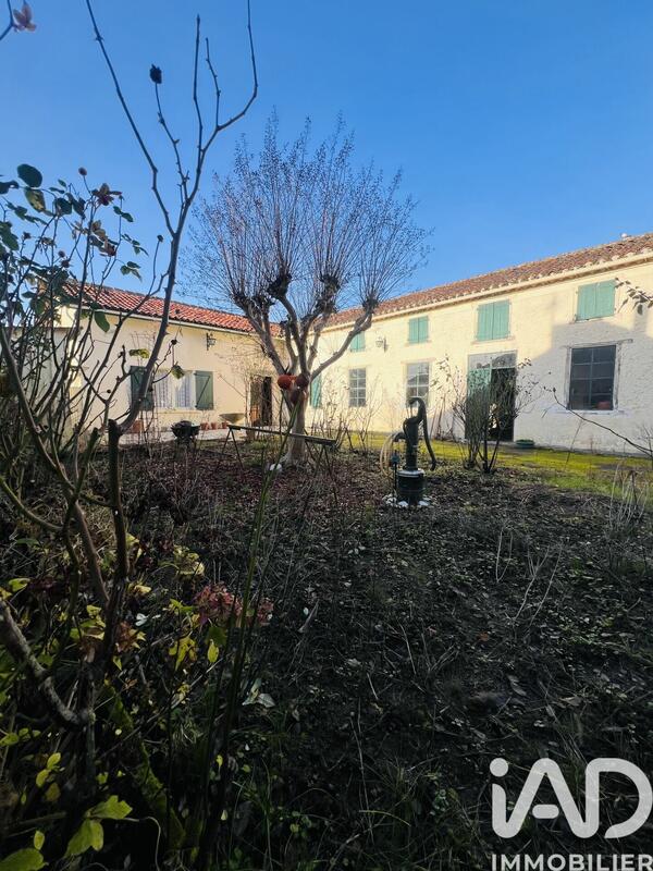 Maison de village - 91 m² - 4 pièces