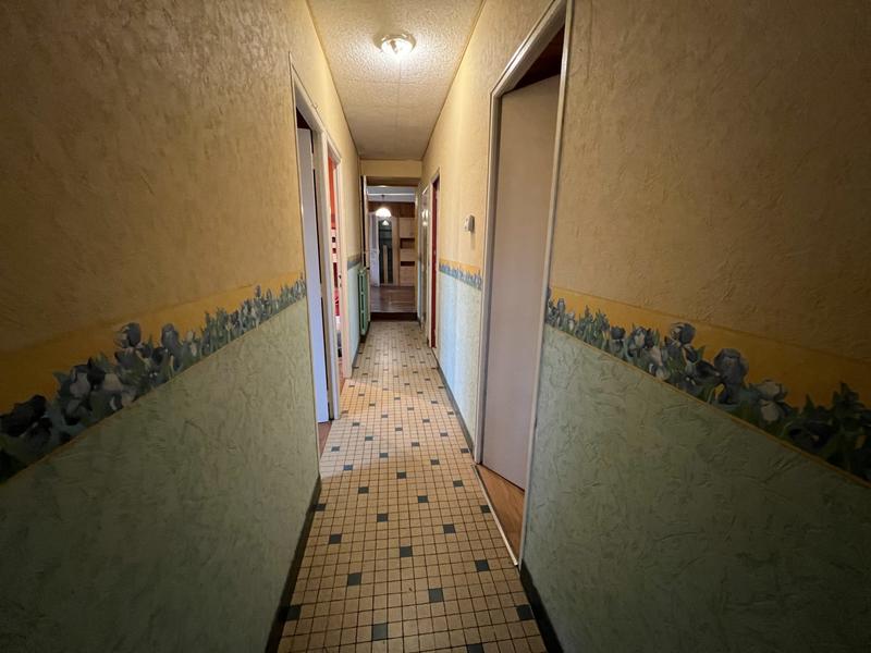 Maison - 104 m² - 5 pièces