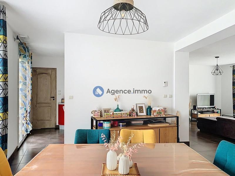 Maison - 152 m² - 6 pièces