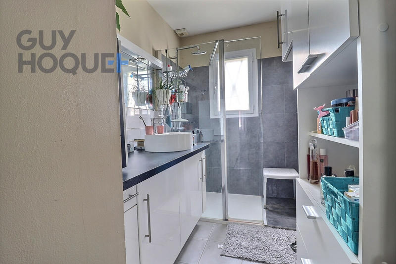 Maison - 89 m² - 6 pièces