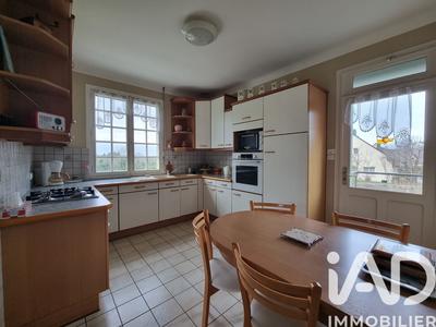 Maison - 136 m² - 6 pièces