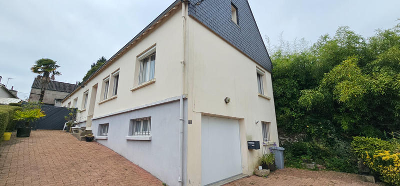 Maison - 173 m² - 10 pièces