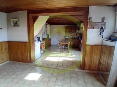 Maison - 96 m² - 6 pièces