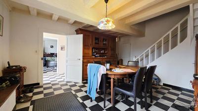 Maison - 188 m² - 7 pièces