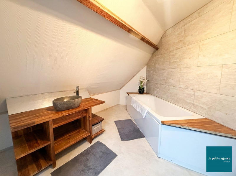 Maison - 130 m² - 6 pièces