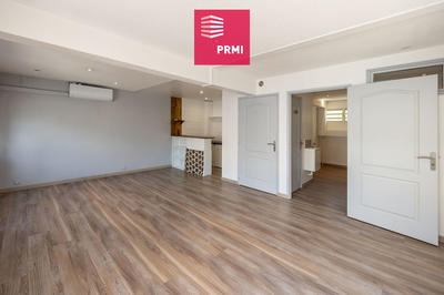 Local commercial - 42 m² - 2 pièces