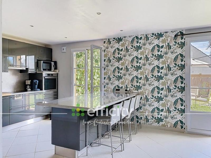 Maison - 130 m² - 6 pièces