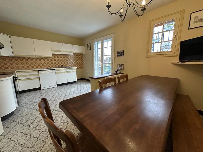 Maison - 152 m² - 6 pièces