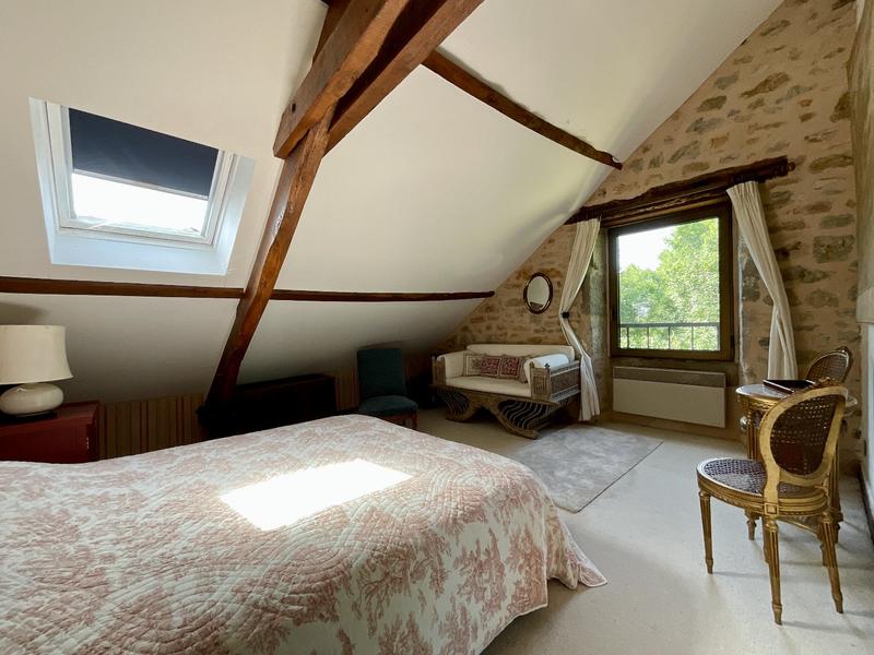 Maison - 300 m² - 9 pièces