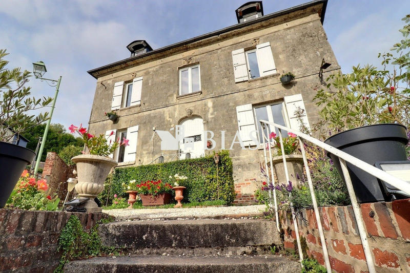 Maison ancienne - 110 m² - 6 pièces