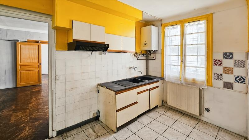 Immeuble - 200 m² - 15 pièces