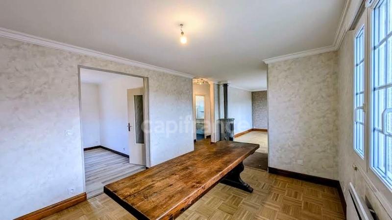 Maison - 111 m² - 6 pièces