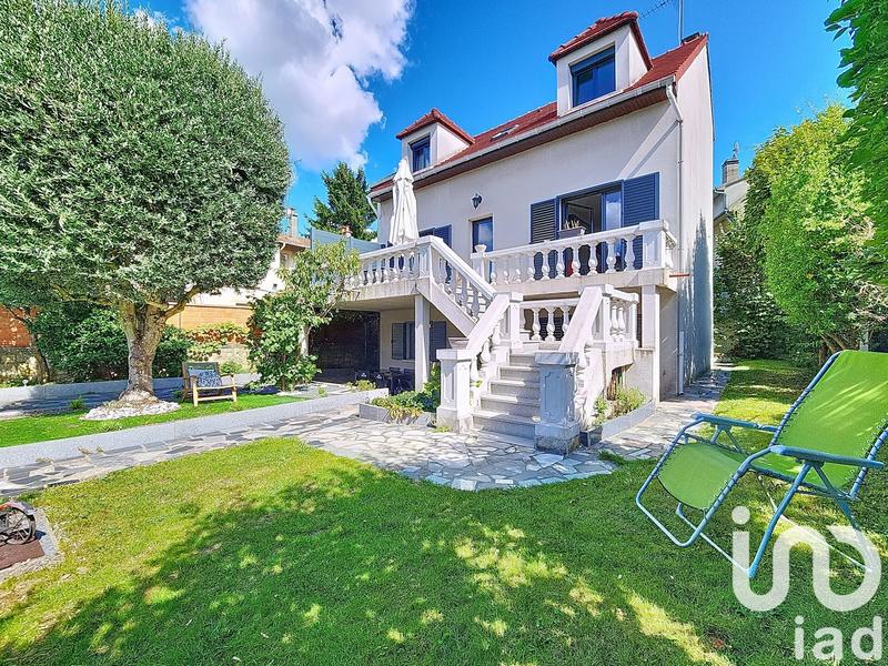 Maison - 175 m² - 7 pièces