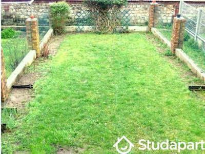 Chambre - 13 m² - 1 pièce