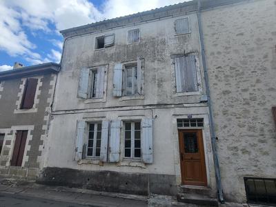Maison - 80 m² - 3 pièces